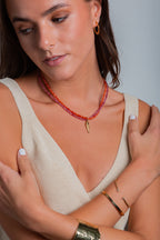 Detalle del colgante en forma de pez del Collar Mallorca