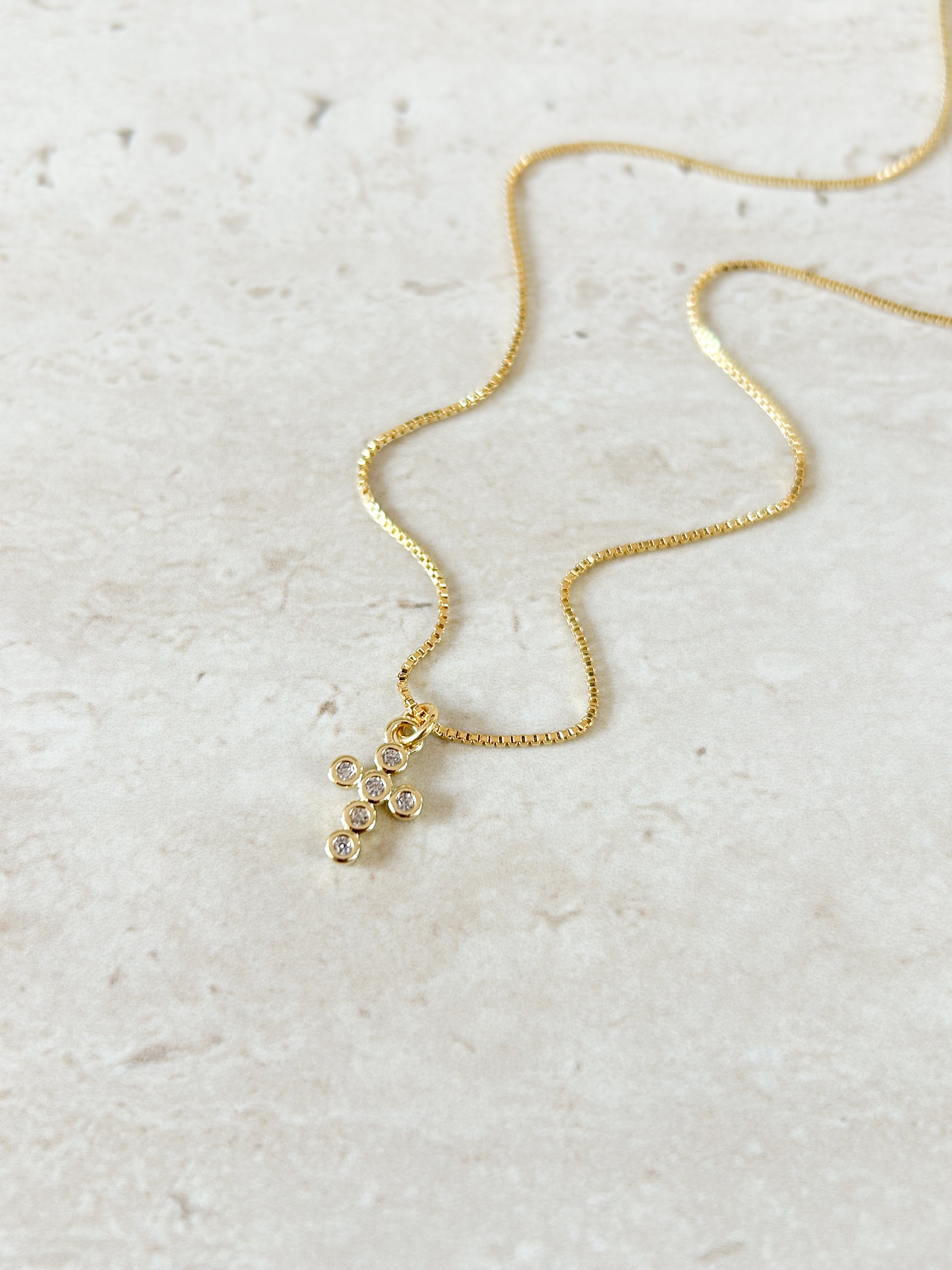 Collar Cruz Oro