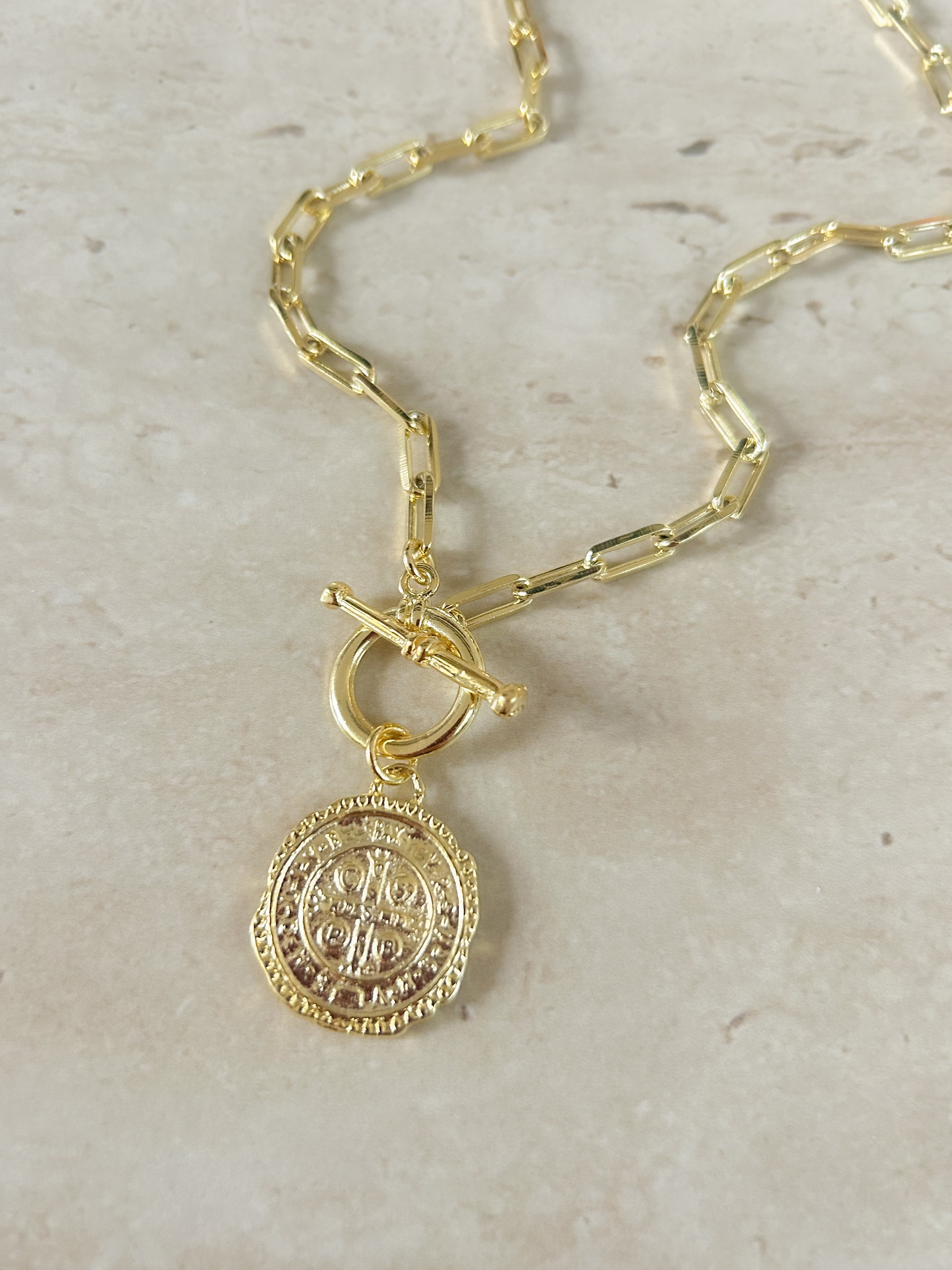 Collar San Benito oro