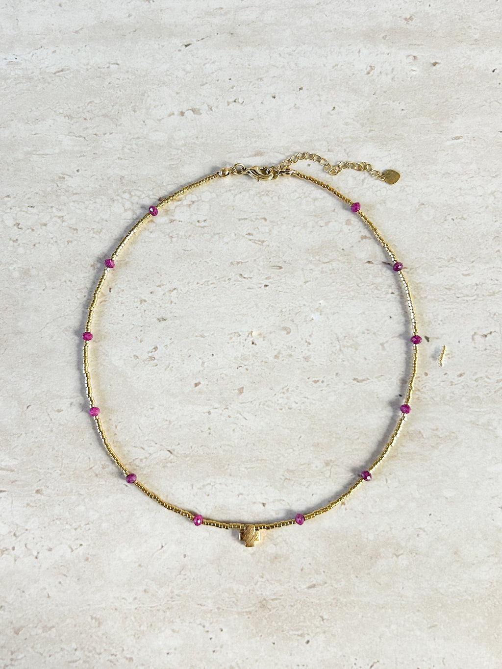 Collar Adela