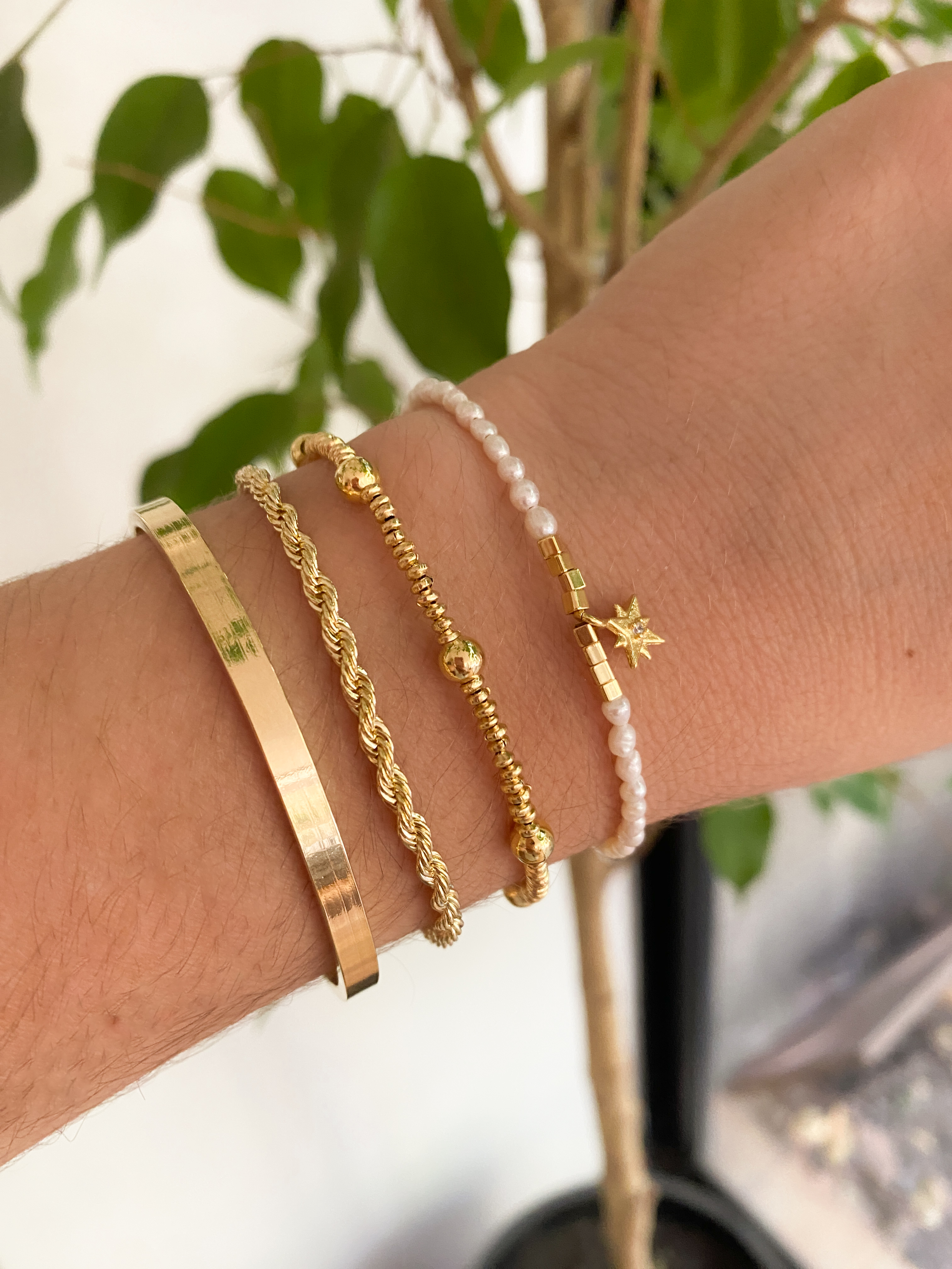 Pulseras y esclavas